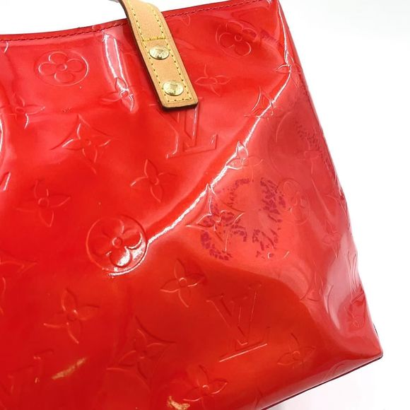 Louis Vuitton Reed PM Monogram Vernis Monogram Vernis Enamel Leather Red Shoulder Bags